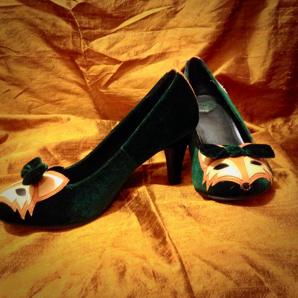 TUK Emerald Velvet Fox Pumps Tredaire Price FIRM - Picture 3 of 8